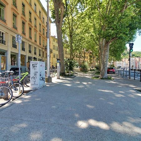 Appartement Cosy, Confortable Et Idealement Situe Lyon Bagian luar foto